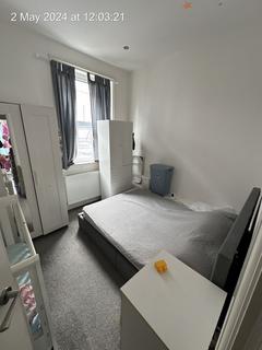 1 bedroom flat to rent, Seven Sisters Road, N4