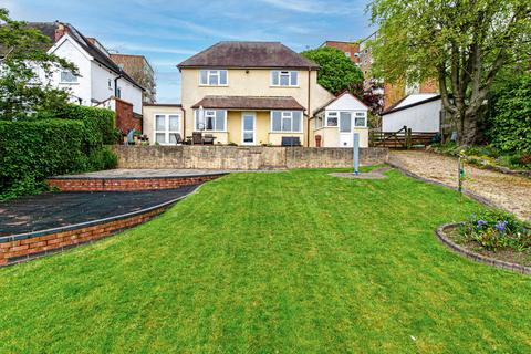 15 Reddicap Hill, Sutton Coldfield, B75 7BH