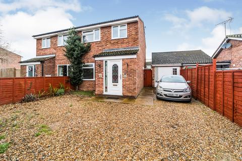 3 bedroom semi-detached house to rent, Heatherset Way, Red Lodge, IP28