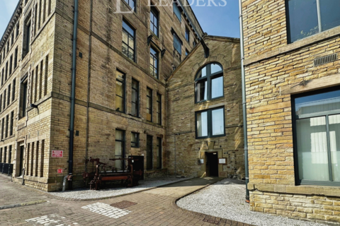 2 bedroom apartment to rent, New Mill, Salts Mill Road