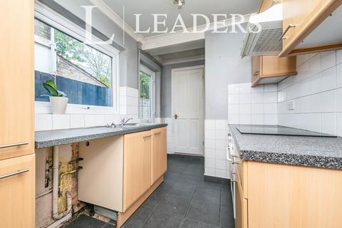 2 bedroom terraced house to rent, Suffolk Road, IP4