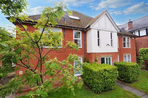 2 bedroom apartment for sale, West Wycombe Road, High Wycombe HP12
