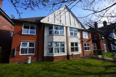 2 bedroom apartment for sale, West Wycombe Road, High Wycombe HP12