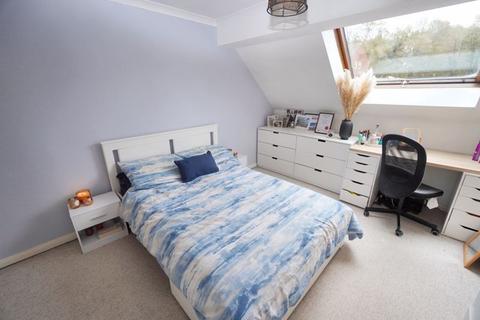 2 bedroom apartment for sale, West Wycombe Road, High Wycombe HP12