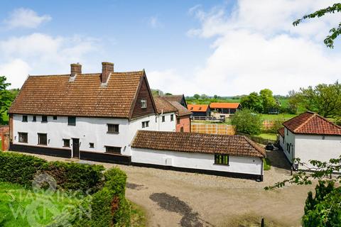 10 bedroom farm house for sale, Long Row, Tibenham, Norwich