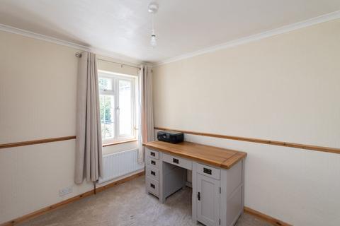 5 Riverside, Dorking, RH4 1PR