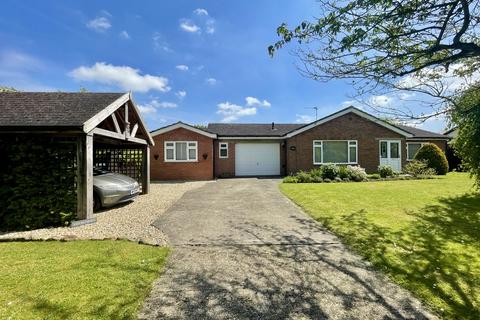 4 bedroom detached bungalow for sale, Wood Enderby PE22