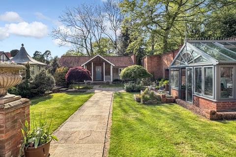 Sundial Shepherds Lane, Windlesham, GU20 6HL