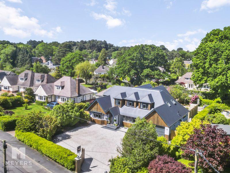 Chine Walk, Ferndown BH22 5 bed detached house for sale £1,100,000