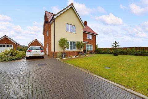 4 bedroom detached house for sale, Yarmouth Road, Broome, Bungay