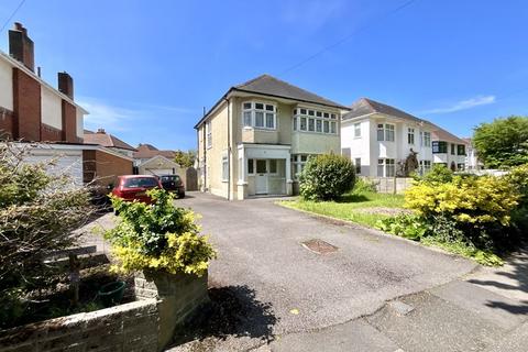 Holdenhurst Avenue, Boscombe East, Bournemouth