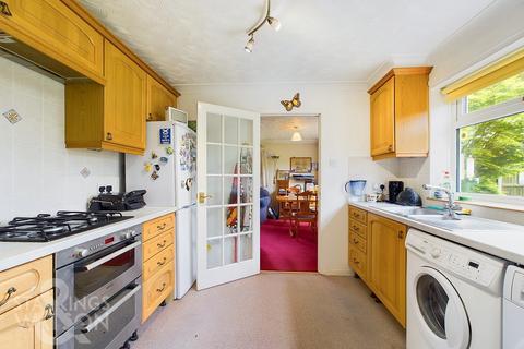3 bedroom detached bungalow for sale, Station Road, Lingwood, Norwich