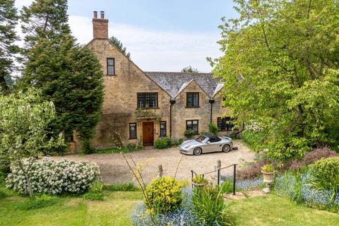 4 bedroom property for sale, East Chinnock