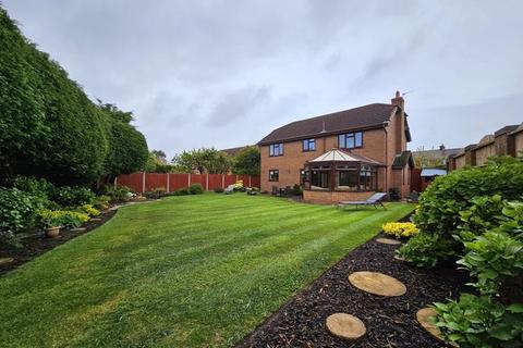 4 bedroom detached house for sale, Chapel Road, Preston PR4