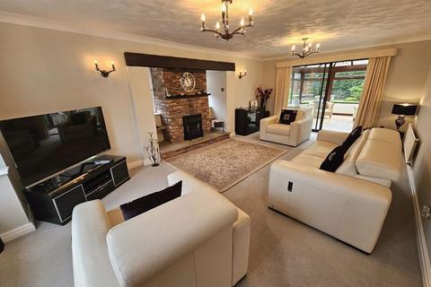 4 bedroom detached house for sale, Chapel Road, Preston PR4