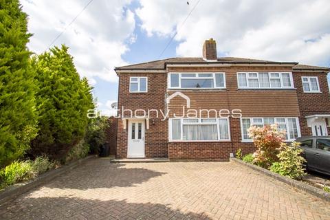 3 bedroom semi-detached house to rent, Daleside Close, Orpington BR6