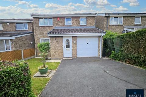 4 bedroom detached house for sale, Tyndale Walk, Batley