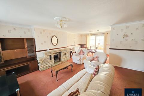 4 bedroom detached house for sale, Tyndale Walk, Batley