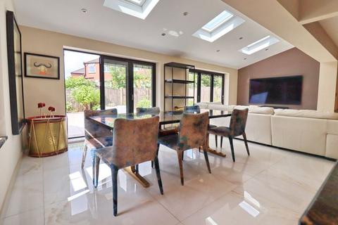 5 bedroom detached house for sale, Landrace Drive, Manchester M28