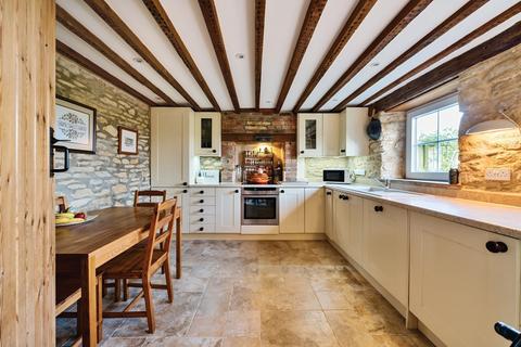 2 bedroom cottage for sale, Garsdon, Malmesbury, Wiltshire, SN16