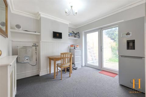 86 Collier Row Road, Romford, RM5 2BA