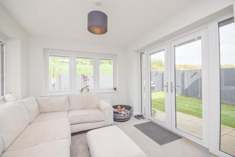 73 Douglas Davidson Drive, Rattray, Blairgowrie, PH10 7FG