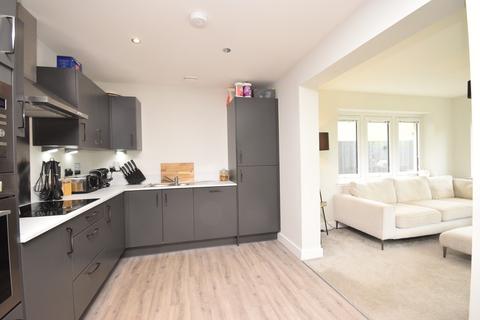 73 Douglas Davidson Drive, Rattray, Blairgowrie, PH10 7FG