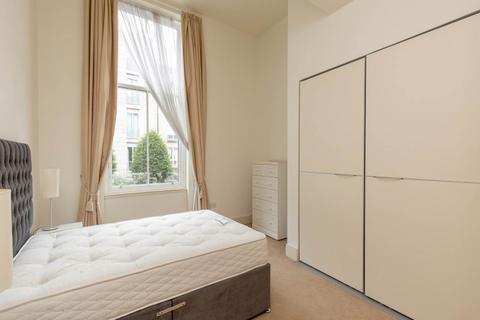 2 bedroom flat to rent, St Vincent Place, New Town, Edinburgh