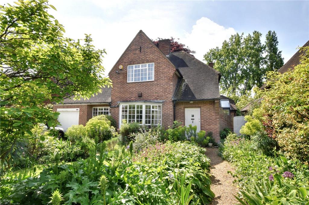 Foxes Dale, Blackheath, London, SE3 4 bed detached house for sale £