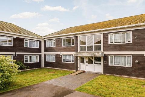 50 Brent Lea, Brentford, TW8 8JD