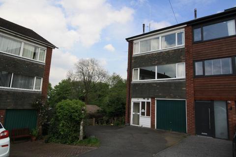 18 Ashes Close, Stalybridge, SK15 2RQ