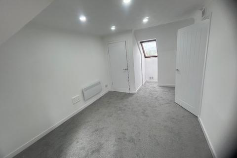 2 bedroom flat to rent, Upper Bridge Street, Stirling Town, Stirling, FK8