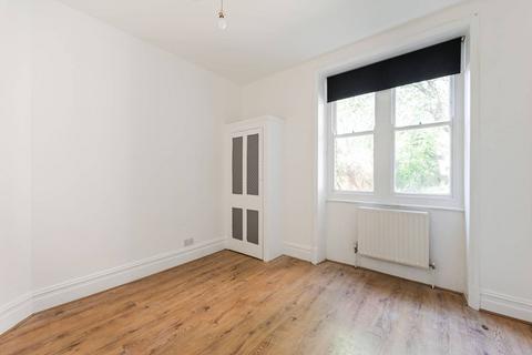 2 bedroom flat to rent, Camberwell, Camberwell, London, SE5