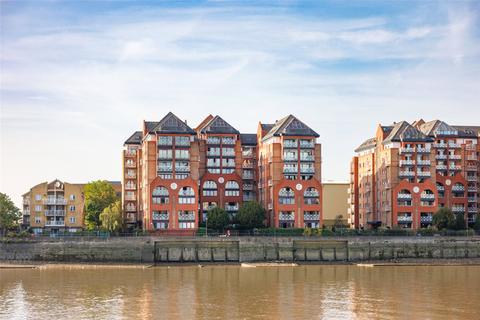 4 bedroom apartment for sale, Sailmakers Court, William Morris Way, Fulham, London, SW6