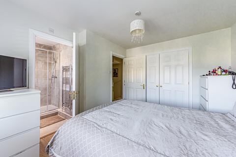 20 Turkey Oak Close, London, SE19 2NZ