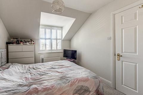 20 Turkey Oak Close, London, SE19 2NZ