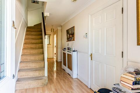 20 Turkey Oak Close, London, SE19 2NZ