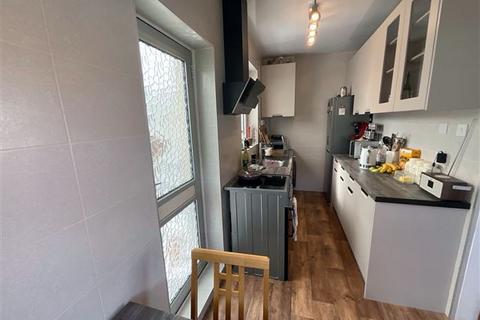 8 Basford Place, Sheffield, S9 5BG