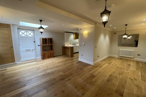 2 bedroom apartment to rent, North Park Road, Harrogate, HG1