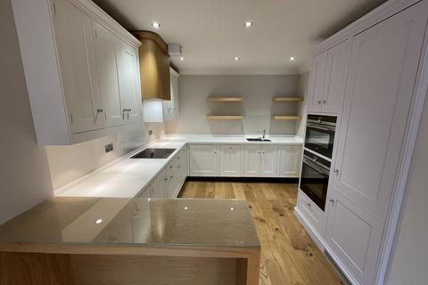 2 bedroom apartment to rent, North Park Road, Harrogate, HG1
