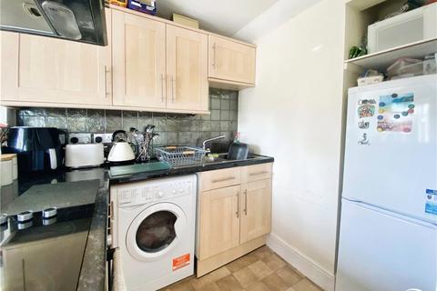 1 bedroom apartment for sale, Firgrove Road, Eversley, Hook