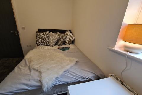 1 bedroom in a house share to rent, Lincoln Street - DF