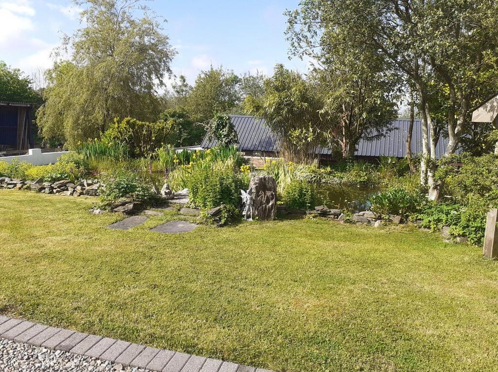 Gardens & Grounds