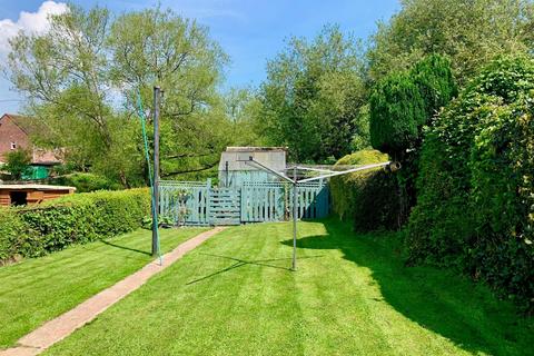 2 bedroom detached bungalow for sale, Lakeside Avenue, Lydney GL15