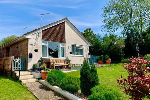 2 bedroom detached bungalow for sale, Lakeside Avenue, Lydney GL15