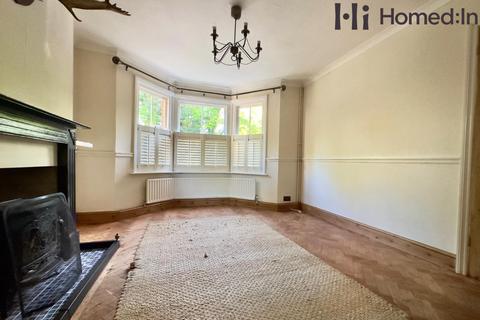 4 bedroom semi-detached house for sale, Station Road, Southwater, Horsham