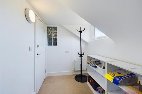 1 bedroom flat for sale, Roxborough Park, Harrow