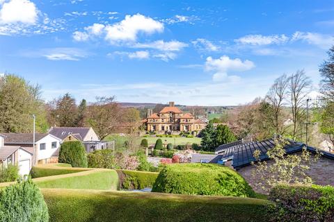 2 bedroom detached bungalow for sale, Heath Park, Ilkley LS29