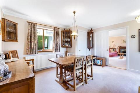 2 bedroom detached bungalow for sale, Heath Park, Ilkley LS29