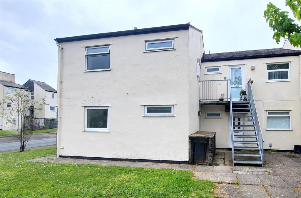 Glan Gors, Harlech 1 bed flat for sale £59,500